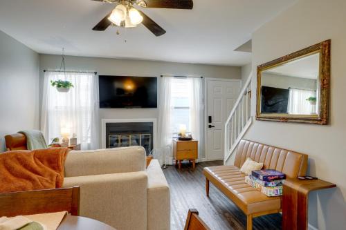 Walk to Park w/Pond, Trails & More! Sherwood Unit