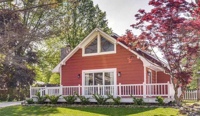 Walk to Reservoir: Cicero Home w/Furnished Deck!