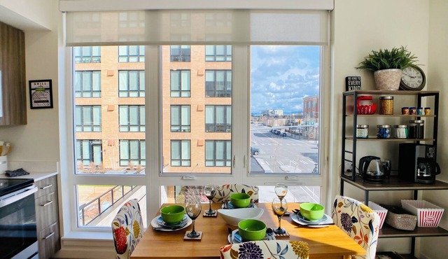 Walk To River Front Park & Convention Center +Free Assigned Parking