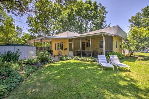 Walk to River! 'It's A Wonderful Life' Cottage