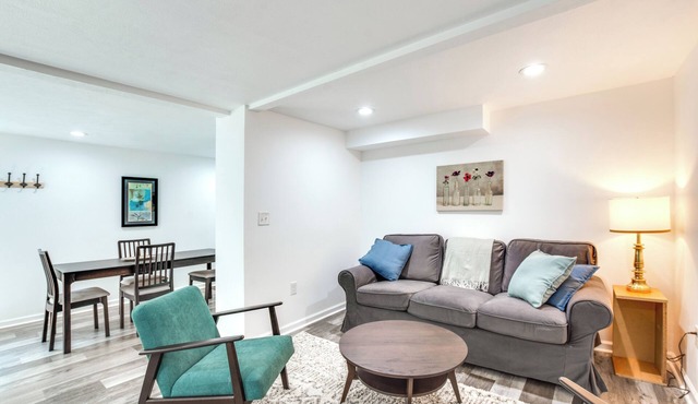 Walk to Riverfront! Pet-Friendly Pittsburgh Home