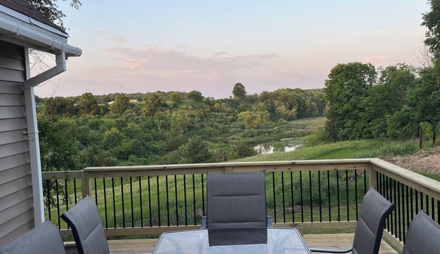 Walk to Road America-Peaceful Getaway w/Views + Loft + Fire Pit