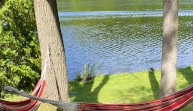 Walk to Road America Races. Enjoy the lake frontage and fishing and kayaking.