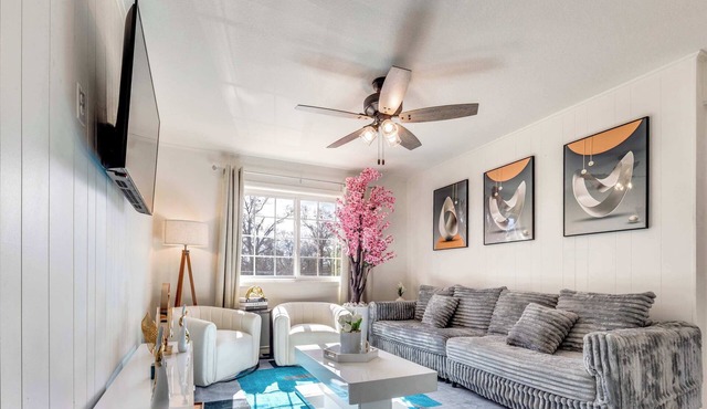 Walk to SFA – Quiet, Remodeled 2BR w/Fast Wi-Fi, Parking & Full Kitchen | Ideal for Families & Nurses