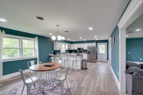 Walk to Stores Home in Historic Shepherdstown!