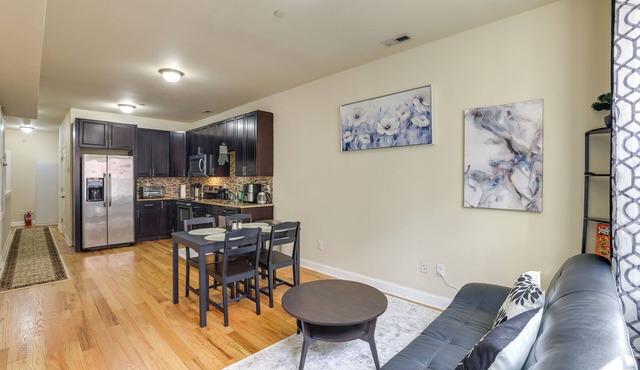 Walk to Temple Campus! Updated Philly Rowhouse