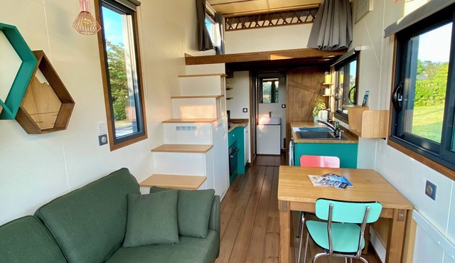 Walk to the beach for ker Ael's Tiny house