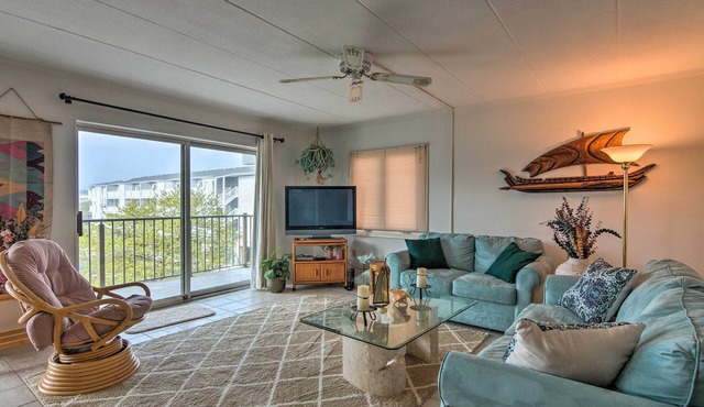 Walk to the Beach: Ocean City Condo w/Balcony