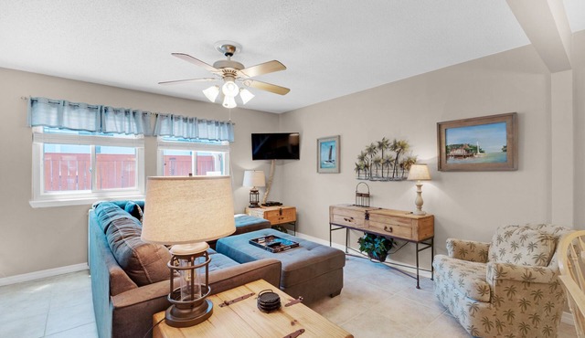 🏖️🌴Walk to the Beach | Private Patio | Community Pool | Sugar Beach F-27