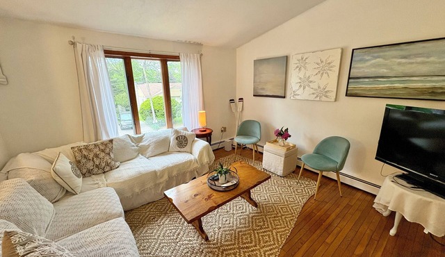 Walk to the Family Beach, North Narragansett.