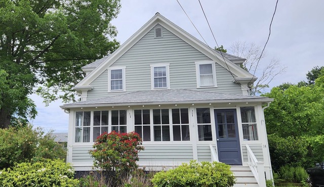 Walk to the ocean and restaurants, home in the heart of Beverly Farms