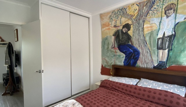 Walk to the Zoo! Ideal location close to all amenities.