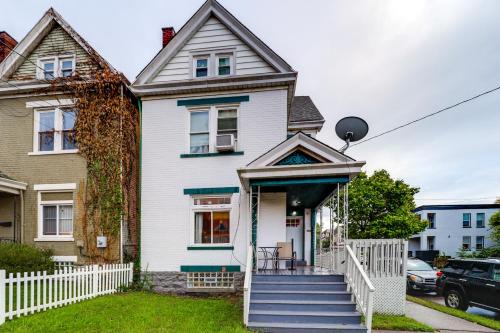 Walk to University of Cincinnati: Historic Home!