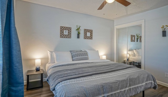Walk to UNM, 1bd/1ba, Clean!