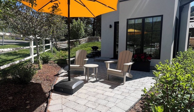 Walk to Warm Springs Lifts/Private Chalet/Bike Friendly