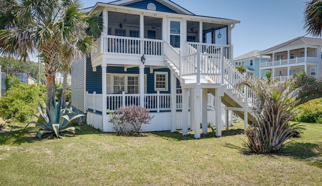 Walk to Water: Coastal-Chic Home Near Myrtle Beach
