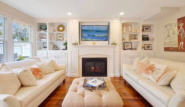 Walk to Water/Popponesset Coastal Retreat