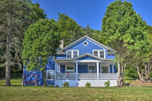 Walk to Waterfalls & Dining: Finger Lakes Escape!