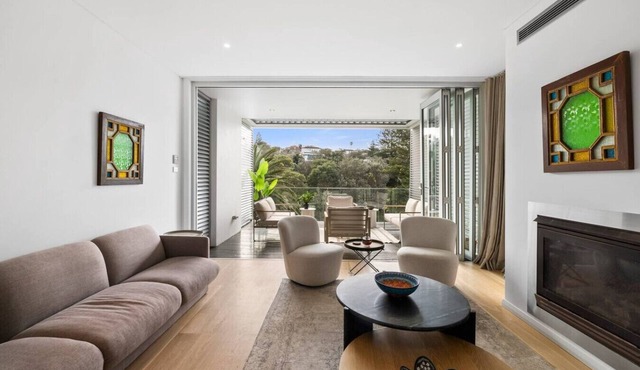 Walk to Waves - Bronte Stay