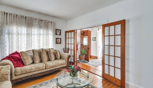 Walk to Wharf & Beaches! Newport Home w/Patio