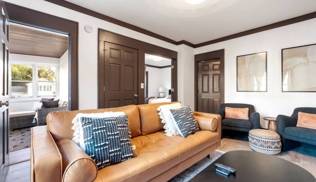 Walk2Food&Drink | King&Office | Porch&Deck&Fire