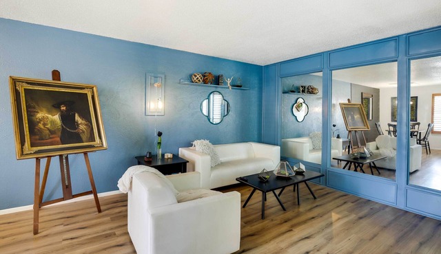 Walkable Dallas Vacation Rental w/Community Pool!