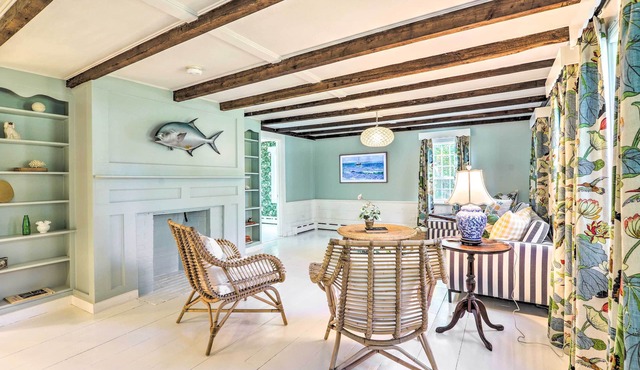 Walkable Dennis Cottage: 'the Blue Scallop'