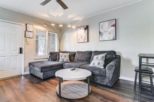 Walkable Haven 1 Mi to Dtwn Phoenix & Chase Field!
