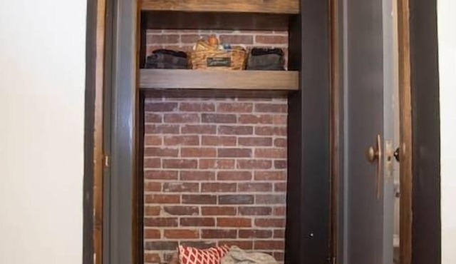 Walkable + Lively Neighborhood! | Close to Campus