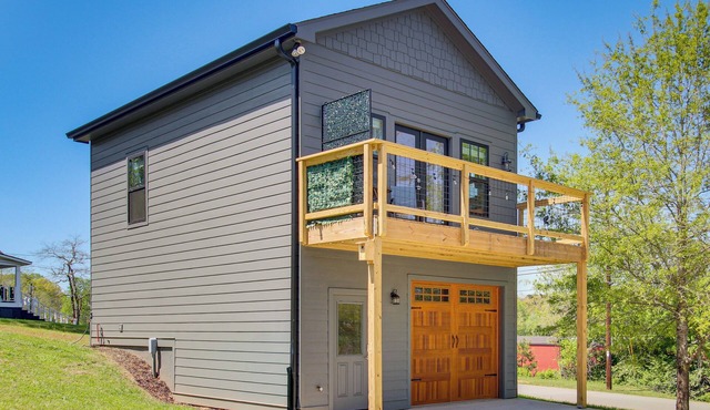 Walkable North Georgia Hideaway! Modern Suite
