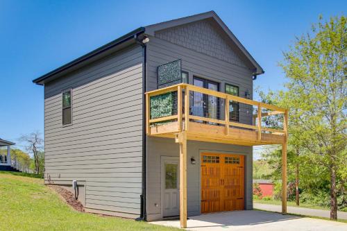 Walkable North Georgia Hideaway! Modern Suite