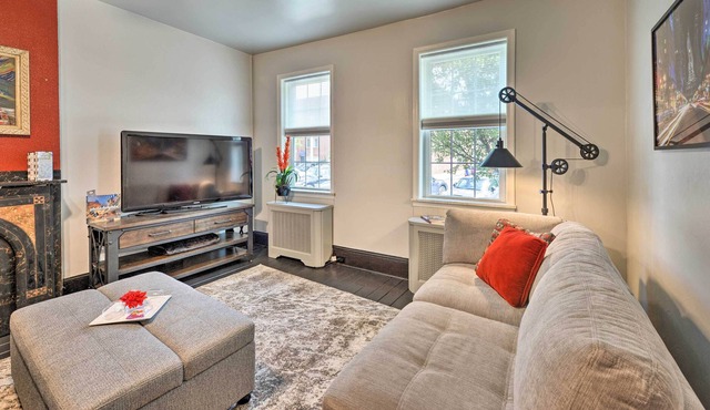 Walkable Philly Crash Pad in Coveted Passyunk!