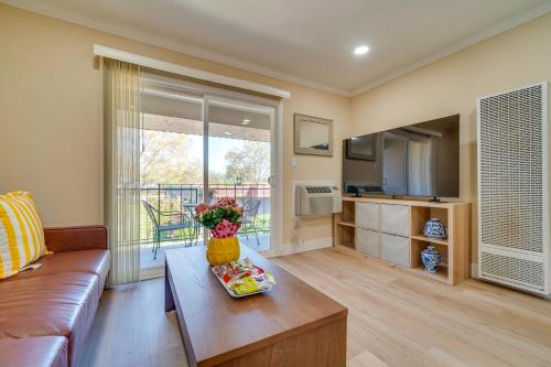 Walkable Pleasanton Condo Near Downtown with Balcony