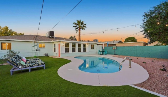 Walkable to Stadium! Heated Pool Spring Training