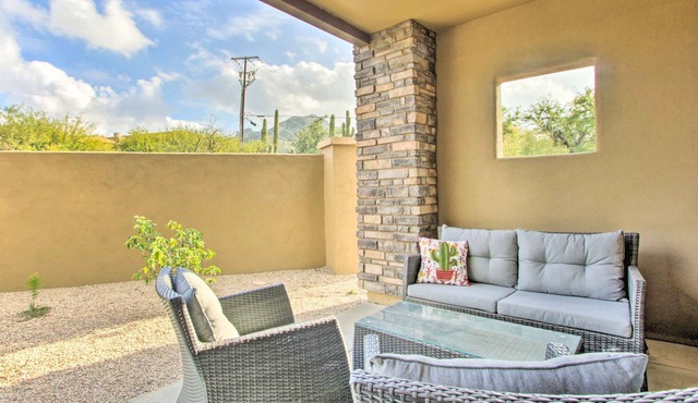 Walkable Townhome w/Pool Access in Cave Creek!