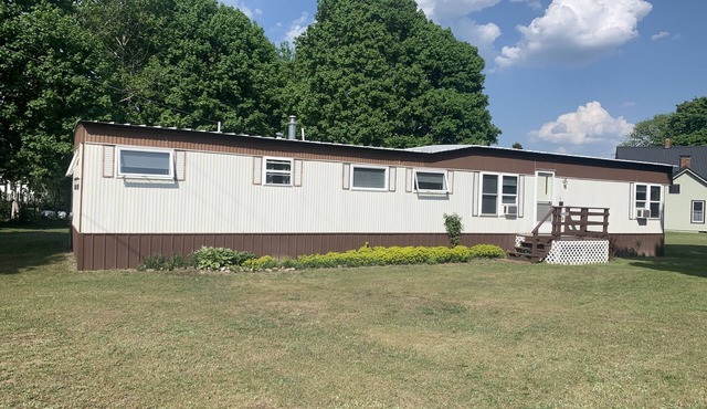 Walking distance to beaches and downtown