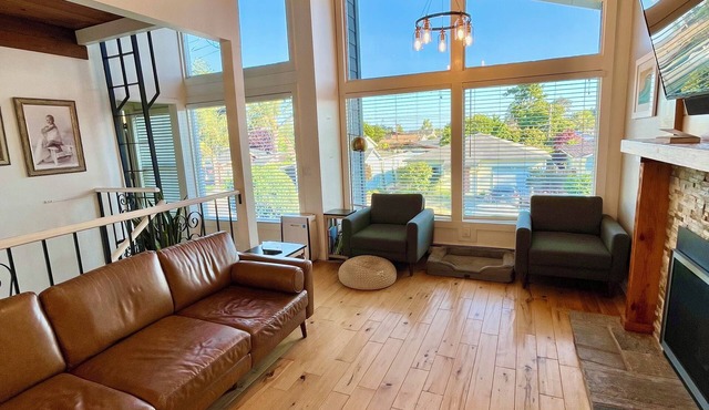 Walking Distance To Beach and Capitola Village 30 Day Rental