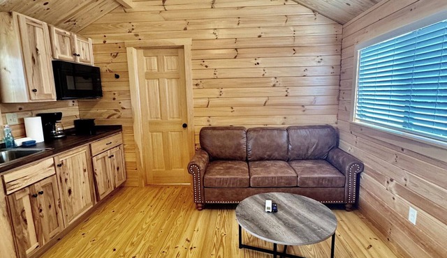 Walking Distance to Lake James: Private Resort Amenities