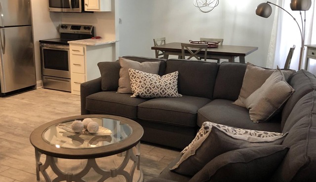 Walking distance to stadiums! Perfect for Parents Weekend!