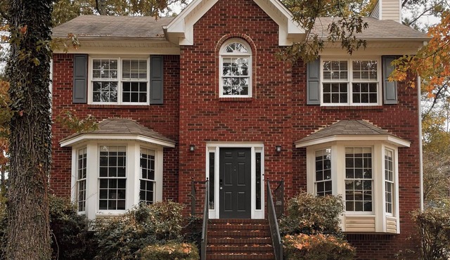 Walking distance to Thompson High, 30 mins from Birmingham, 4 mins from I-65