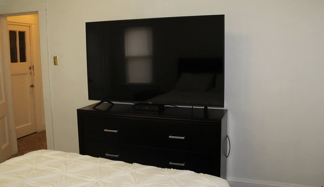 Walking distance to food, library, post office, banks, and more.