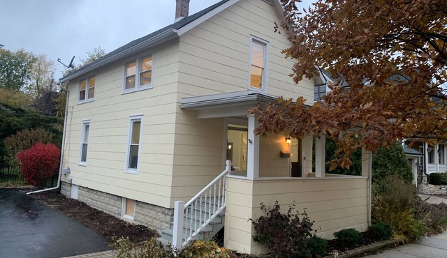 Walking distance to everything downtown Naperville!