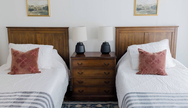 Walking distance to Wellspan York Hospital, York College. Comfortably sleeps 8.