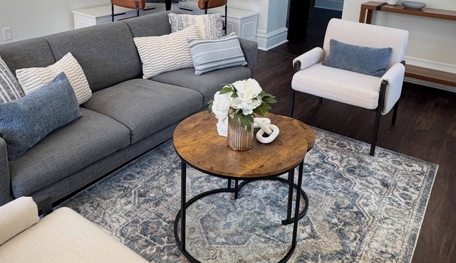 Walking distance to Historic Main Street, St. Charles, MO