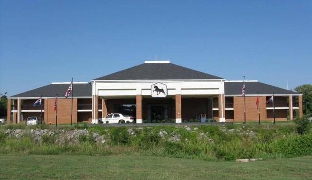 Walking Horse Lodge Lewisburg