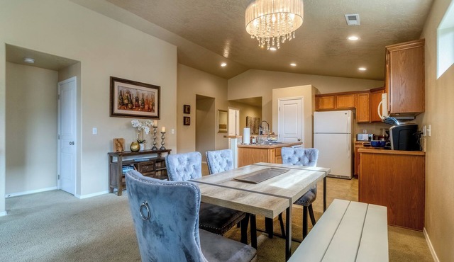Walla Walla Wine Country Home, Converted Game Room, Sleeps 8, Dogs Welcome