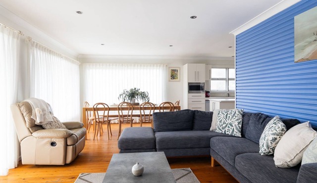 Wallace In Mollymook