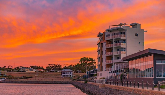 Wallaroo Marina Apartments