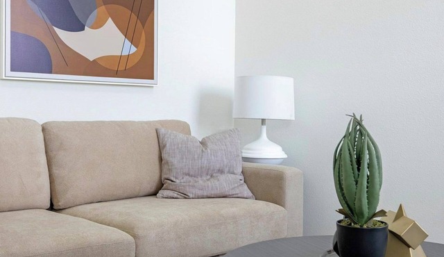 Waller 3BD/2.5BA 3 - Three Bedroom Apartment, Sleeps 6