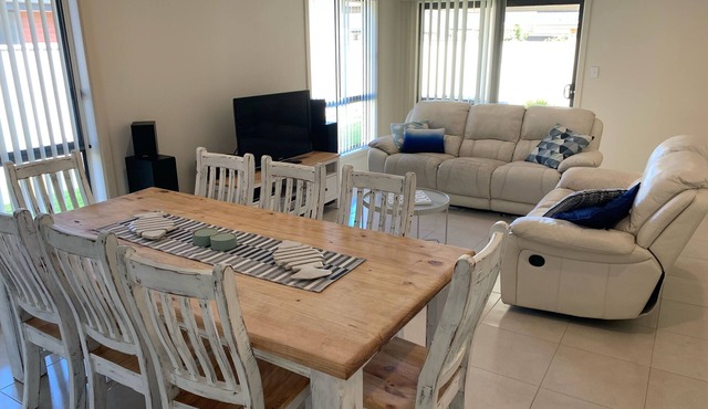 Wallow in Wallaroo on the Copper Coast. Relax with family and friends